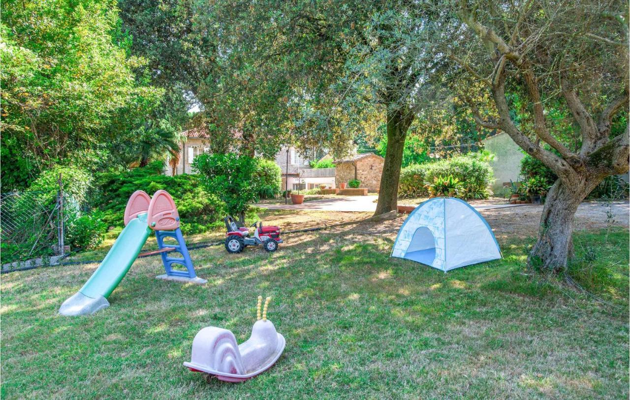 Holiday home 6 Bedroom Cozy In Rimini